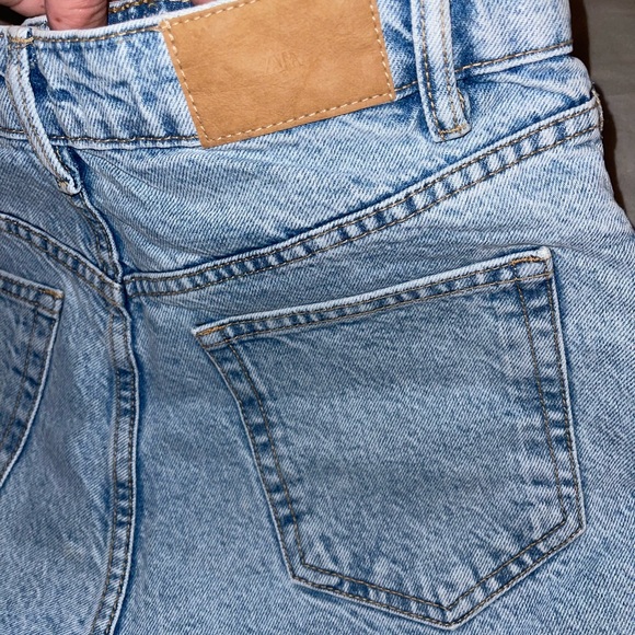 Zara high waited Jean shorts! - Picture 6 of 6